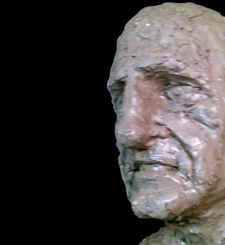 constantaestebine sculptorul razvan paul mihaescu a donat constantei bustul maestrului jean constantin constantaestebine sculptorul razvan paul mihaescu a donat constantei bustul maestrului jean constantin