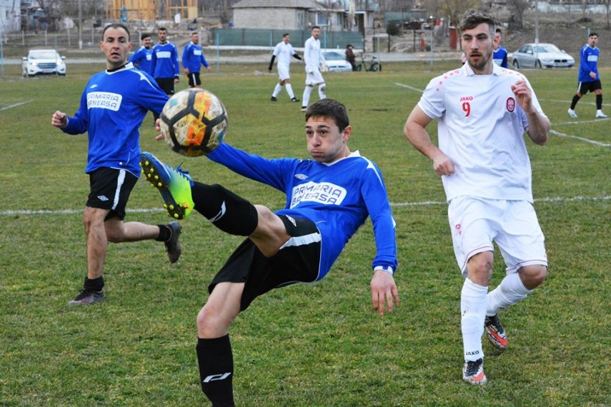 sambata e meciul cel mare gloria albesti joaca pentru promovarea in premiera in liga a 3 a galerie foto sambata e meciul cel mare gloria albesti joaca pentru promovarea in premiera in liga a 3 a galerie foto