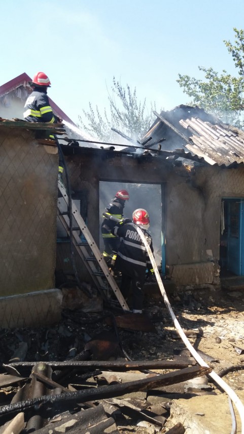 incendiu la ciobanu in judetul constanta a luat foc o casa 726139 incendiu la ciobanu in judetul constanta a luat foc o casa 726139