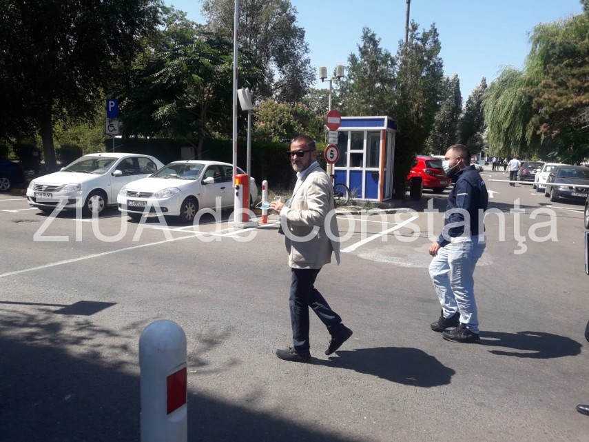 alegerilocale2020 horia constantinescu isi depune candidatura 726515 alegerilocale2020 horia constantinescu isi depune candidatura 726515