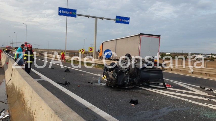 accident rutier grav la valu lui traian la iesire de pe autostrada un autoturism s a rasturnat un om accident rutier grav la valu lui traian la iesire de pe autostrada un autoturism s a rasturnat un om