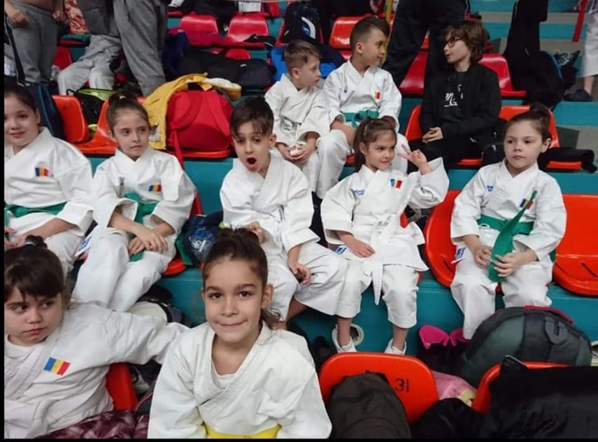 clubul atemi karate constanta zece ani de activitate cand devii mai puternic in momentul in care iti clubul atemi karate constanta zece ani de activitate cand devii mai puternic in momentul in care iti