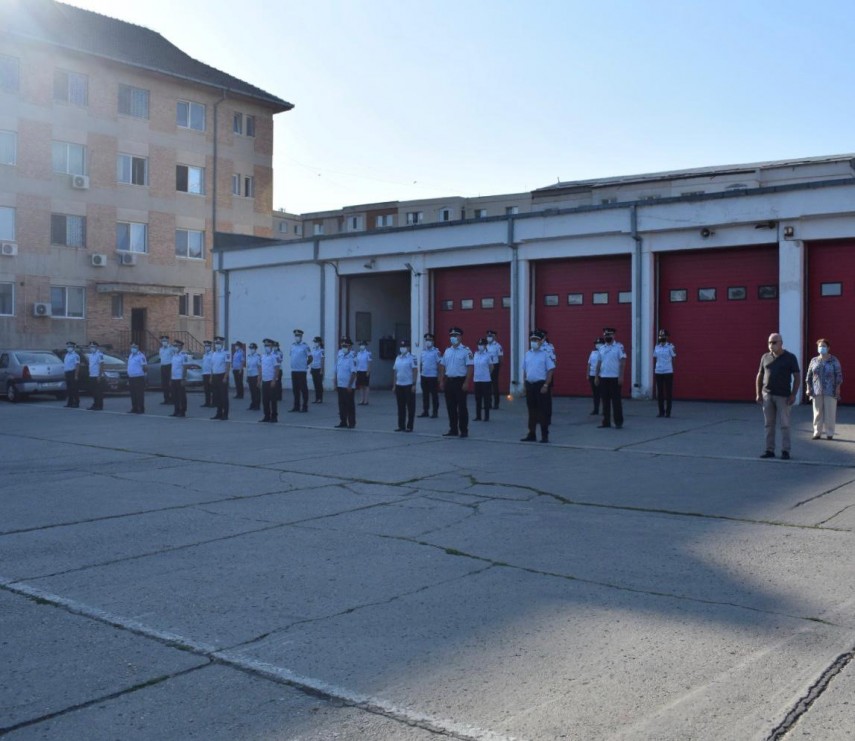 pompieri tulceni avansati in grad inainte de termen galerie foto 728913 pompieri tulceni avansati in grad inainte de termen galerie foto 728913