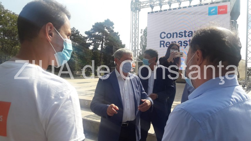 live text alegerilocale2020 dacian ciolos prezent la constanta usr plus constanta conferinta langa statuia live text alegerilocale2020 dacian ciolos prezent la constanta usr plus constanta conferinta langa statuia