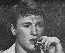 #DobrogeaDigitală - revista „Teatrul”  „Prea mult talent pentru o singură viaţă”