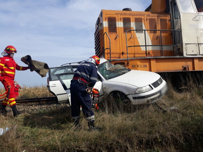 accident grav suceava masina tren morti 730338 accident grav suceava masina tren morti 730338