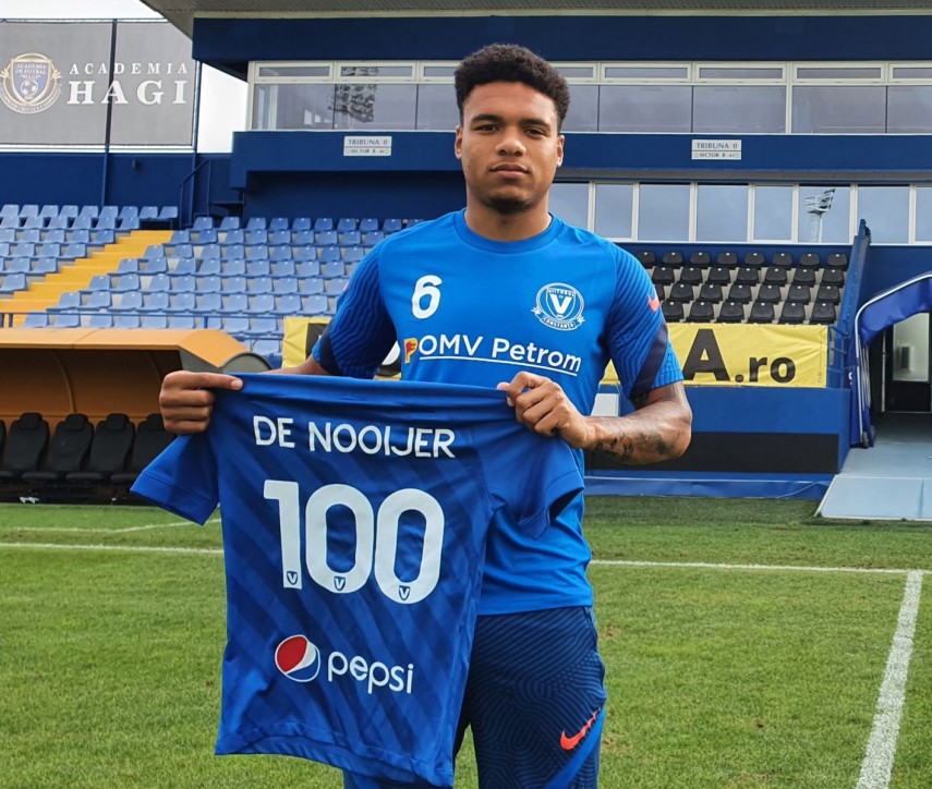 100 de meciuri fotbalistul bradley de nooijer mesaj in limba romana va iubesc hai viitorul 730724 100 de meciuri fotbalistul bradley de nooijer mesaj in limba romana va iubesc hai viitorul 730724