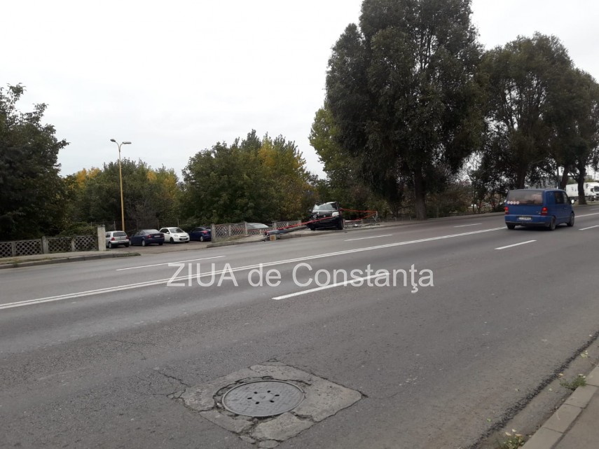 accident rutier grav in poarta bcco constanta cu nissan ul in stalpul de iluminat 732798 accident rutier grav in poarta bcco constanta cu nissan ul in stalpul de iluminat 732798