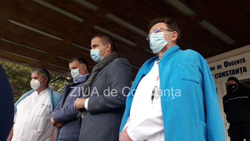 raluca turcan si marcel bolos declaratii de presa la spitalul judetean constanta 733092