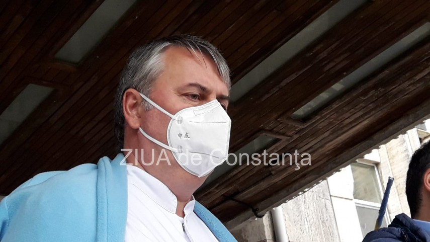 raluca turcan si marcel bolos declaratii de presa la spitalul judetean constanta 733092