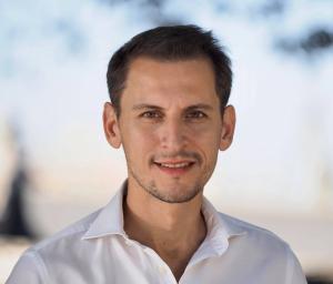 #alegeriparlamentare2020 George Gima, candidat USR PLUS - “Fac parte din această nouă generație care vrea să pună România pe un drum al consolidării democrației ”