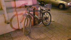 Este lege Structuri metalice pentru parcarea bicicletelor. Cine are obligația de a avea așa ceva. Sancțiuni 