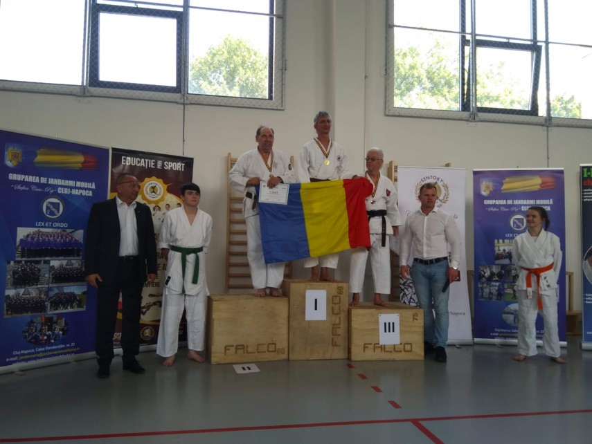 claudian ivan un jandarm de la cluj napoca fost la ijj constanta pregateste la arte martiale persoane claudian ivan un jandarm de la cluj napoca fost la ijj constanta pregateste la arte martiale persoane