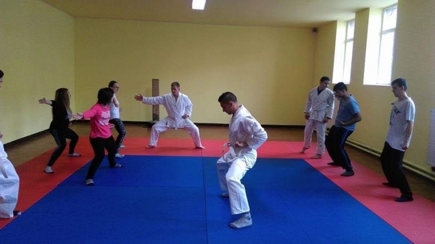 claudian ivan un jandarm de la cluj napoca fost la ijj constanta pregateste la arte martiale persoane claudian ivan un jandarm de la cluj napoca fost la ijj constanta pregateste la arte martiale persoane