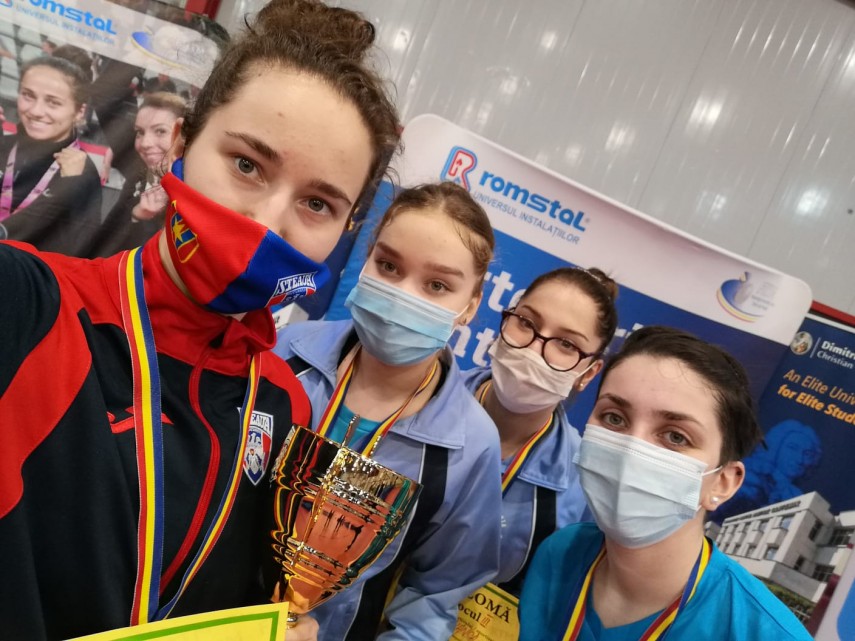 elena zaharia vicecampioana a romaniei la tineret o noua medalie obtinuta la buzau 735747 elena zaharia vicecampioana a romaniei la tineret o noua medalie obtinuta la buzau 735747