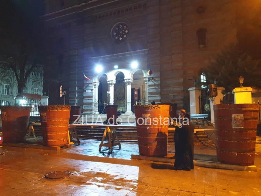 slujba la catedrala episcopala din constanta la sfintirea mare a apei budanele pentru sfintirea apei slujba la catedrala episcopala din constanta la sfintirea mare a apei budanele pentru sfintirea apei