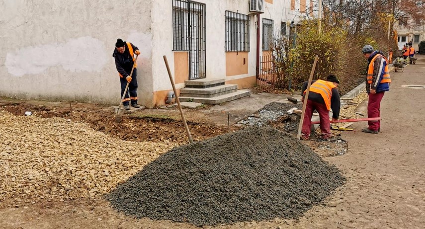 confort urban stadiul lucrarilor de amenajare a parcarii situate pe terenul delimitat de strazile tulcei confort urban stadiul lucrarilor de amenajare a parcarii situate pe terenul delimitat de strazile tulcei