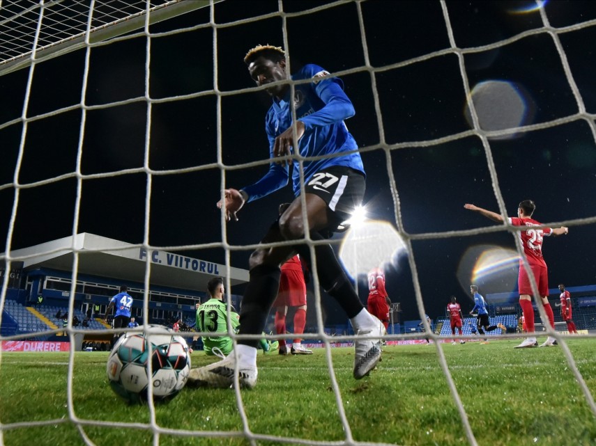 mircea rednic a obtinut prima victorie pe banca tehnica a fc viitorul 737354 mircea rednic a obtinut prima victorie pe banca tehnica a fc viitorul 737354