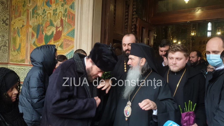 video ips teodosie oficiaza sfanta liturghie cu prilejul cinstirii sfantului cuvios teodosie cel mare video ips teodosie oficiaza sfanta liturghie cu prilejul cinstirii sfantului cuvios teodosie cel mare