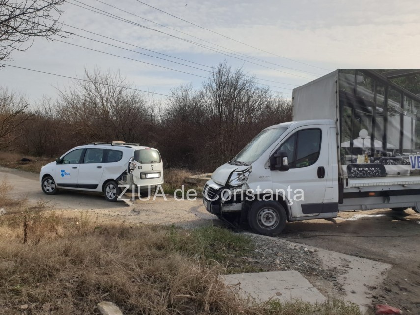 carambol rutier cu cinci masini la iesire din constanta spre ovidiu 738018 carambol rutier cu cinci masini la iesire din constanta spre ovidiu 738018