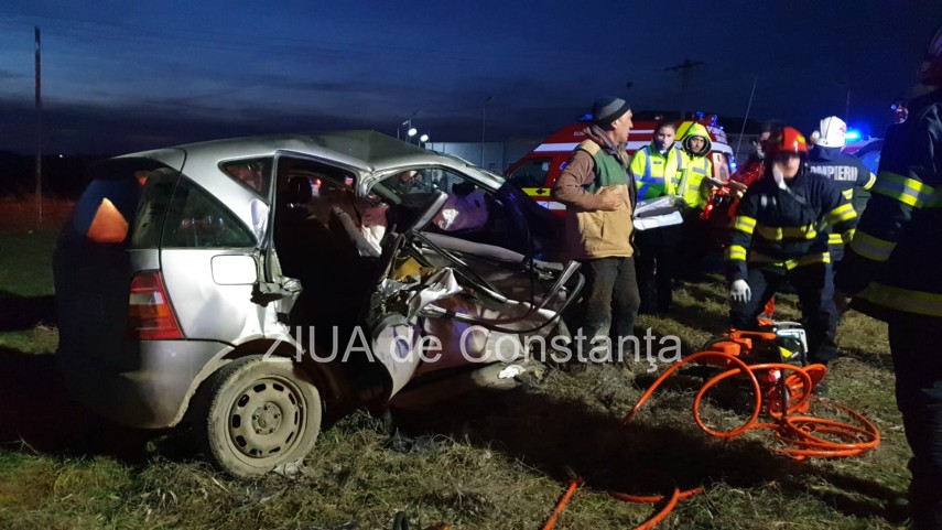 accident rutier grav la iesire din ovidiu cinci victime dintre care trei incarcerate 738134 accident rutier grav la iesire din ovidiu cinci victime dintre care trei incarcerate 738134