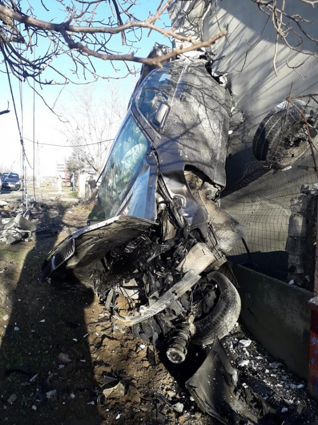 judetul calarasi accident rutier grav trei victime un tanar a murit a intervenit elicopterul smurd constanta judetul calarasi accident rutier grav trei victime un tanar a murit a intervenit elicopterul smurd constanta