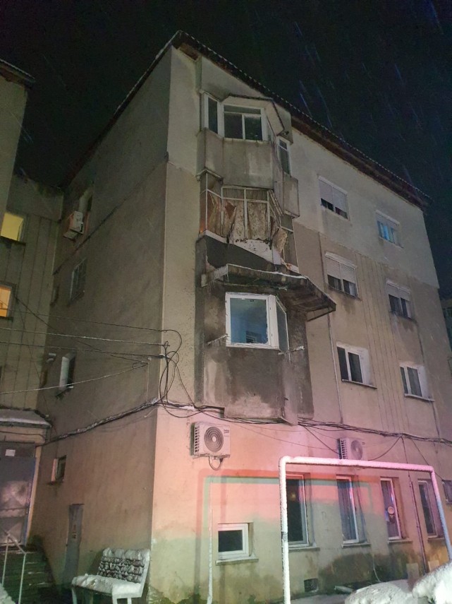explozie la un bloc din medgidia patru victime 738641 explozie la un bloc din medgidia patru victime 738641