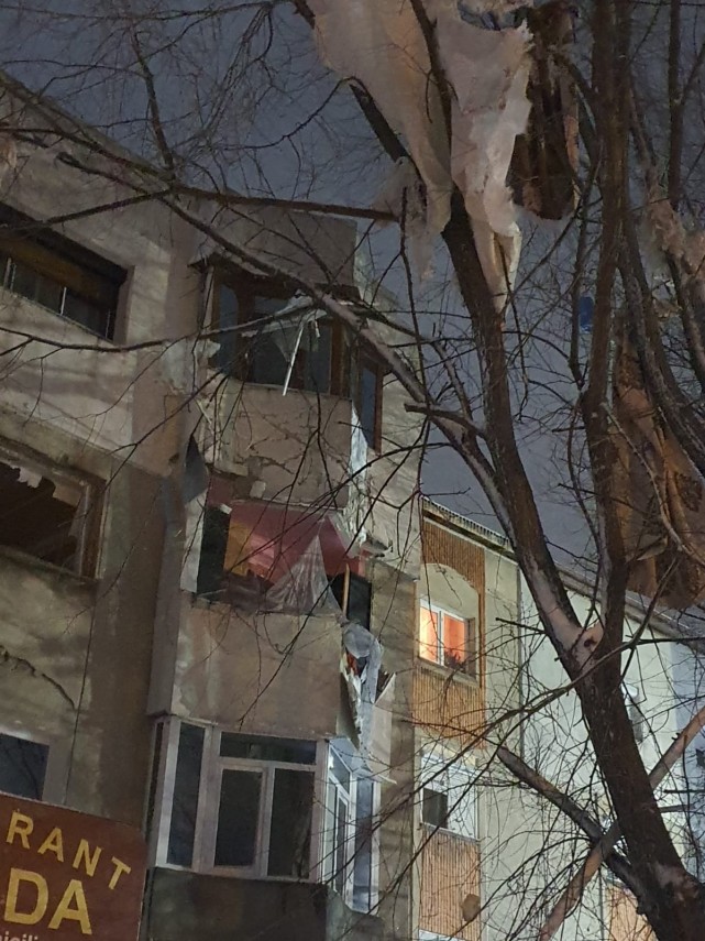 explozie la un bloc din medgidia patru victime 738641 explozie la un bloc din medgidia patru victime 738641