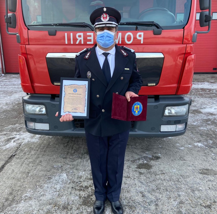 ceremonii la isu delta tulcea mai multi angajati au fost trecuti in rezerva 738946 ceremonii la isu delta tulcea mai multi angajati au fost trecuti in rezerva 738946