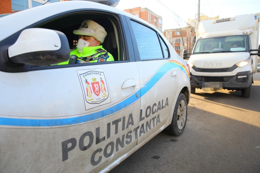 constanta o suta de soferi au fost sanctionati ce au descoperit politistii 739187 constanta o suta de soferi au fost sanctionati ce au descoperit politistii 739187