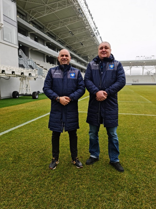 bucuresti lant uman protest la stadionul national de rugby arcul de triumf au participat si constanteni bucuresti lant uman protest la stadionul national de rugby arcul de triumf au participat si constanteni