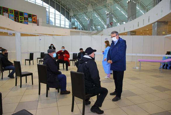vergil chitac despre centrul de vaccinare de la pavilionul expozitional un loc curat decent spatios luminos vergil chitac despre centrul de vaccinare de la pavilionul expozitional un loc curat decent spatios luminos