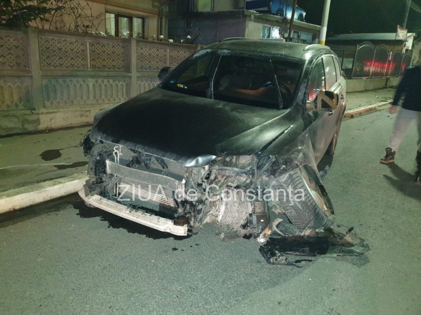 accident rutier cu trei victime la intrare in murfatlar video 739933 accident rutier cu trei victime la intrare in murfatlar video 739933