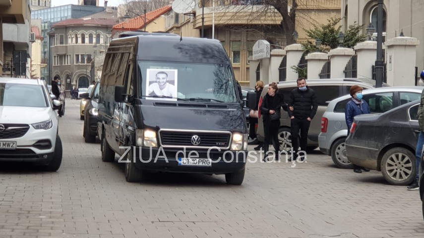 adrian uzum condus astazi pe ultimul drum slujba de inmormantare va avea loc la catedrala sf petru si adrian uzum condus astazi pe ultimul drum slujba de inmormantare va avea loc la catedrala sf petru si