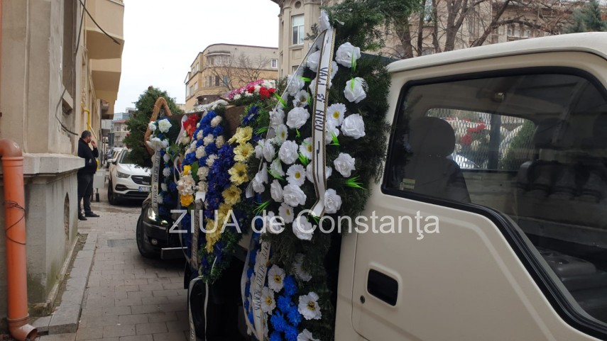 adrian uzum condus astazi pe ultimul drum slujba de inmormantare va avea loc la catedrala sf petru si adrian uzum condus astazi pe ultimul drum slujba de inmormantare va avea loc la catedrala sf petru si