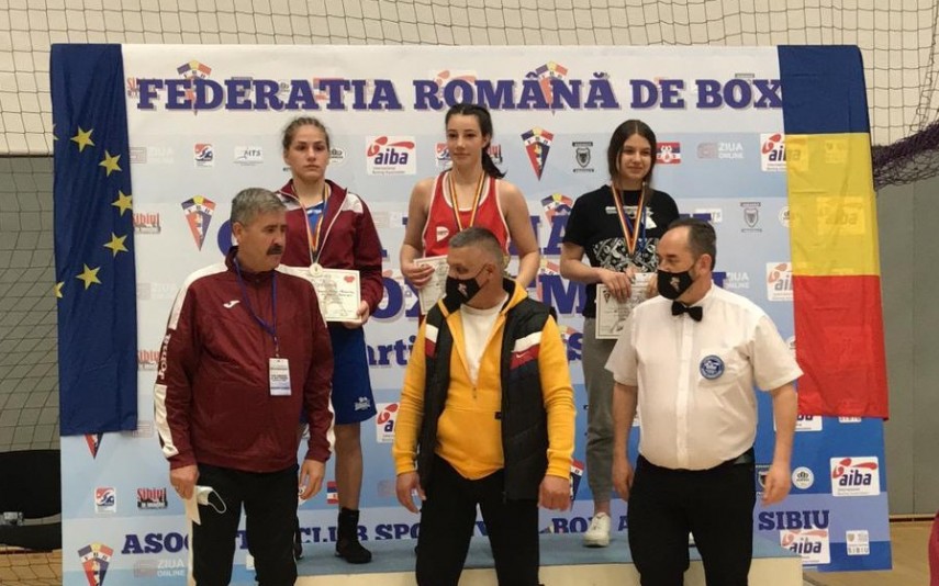sportiva amalia nita din lumina pe locul intai la cupa romaniei la box feminin 741712 sportiva amalia nita din lumina pe locul intai la cupa romaniei la box feminin 741712