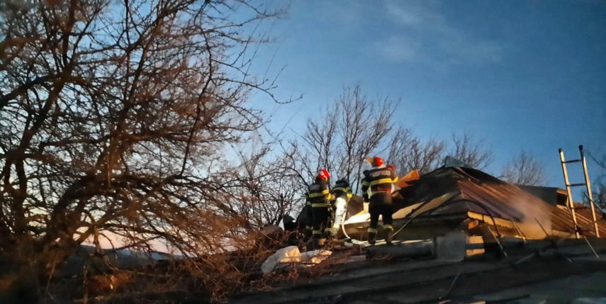 doua incendii in judetul tulcea in aceasta seara care este cauza 742107 doua incendii in judetul tulcea in aceasta seara care este cauza 742107