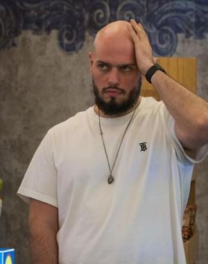 Matei Dima, cunoscutul vlogger BROmania „Am făcut o boacănă acum ceva timp. Îmi asum”