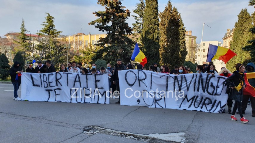 continua protestul la constanta impotriva noilor restrictii stabilite de guvern 743430 continua protestul la constanta impotriva noilor restrictii stabilite de guvern 743430