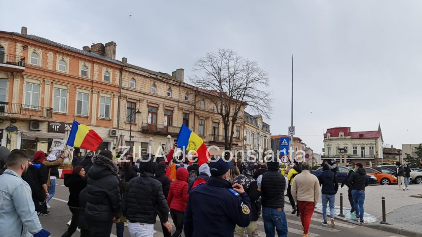 continua protestul la constanta impotriva noilor restrictii stabilite de guvern 743430 continua protestul la constanta impotriva noilor restrictii stabilite de guvern 743430