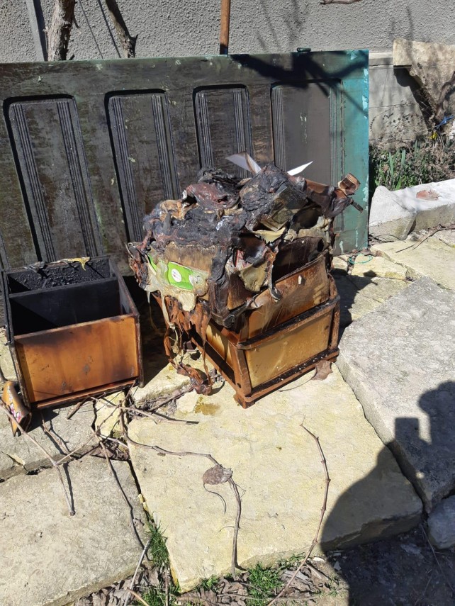 judetul tulcea incendiu la o casa din slava cercheza degajare mare de fum in interior 743415 judetul tulcea incendiu la o casa din slava cercheza degajare mare de fum in interior 743415