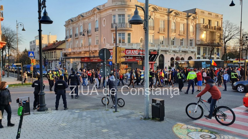 a treia zi de proteste anti interdictii covid la constanta 743529 a treia zi de proteste anti interdictii covid la constanta 743529