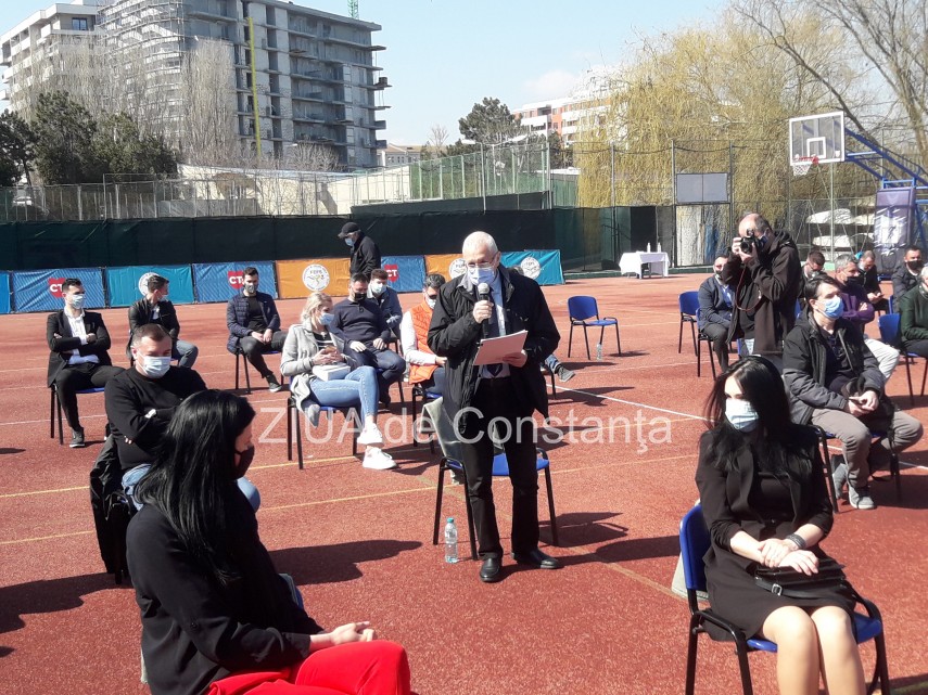 fosta mare handbalista narcisa lecusanu si a lansat la constanta cartea povestea vietii mele 743589 fosta mare handbalista narcisa lecusanu si a lansat la constanta cartea povestea vietii mele 743589