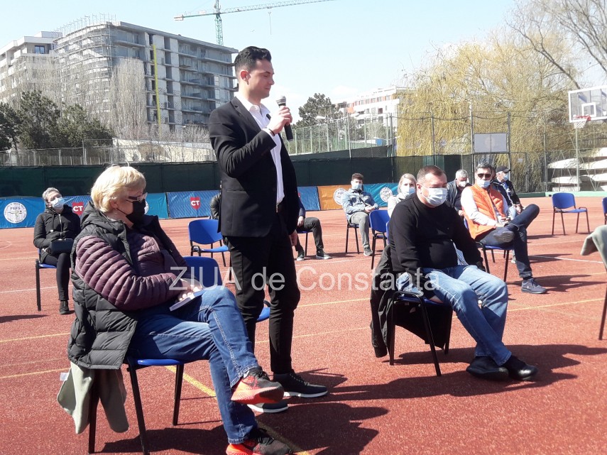 fosta mare handbalista narcisa lecusanu si a lansat la constanta cartea povestea vietii mele 743589 fosta mare handbalista narcisa lecusanu si a lansat la constanta cartea povestea vietii mele 743589
