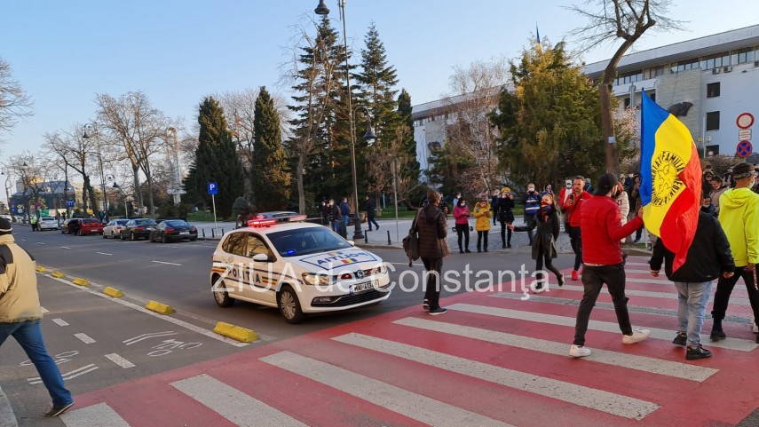 protest constanta ziua a cincea manifestantii au schimbat tactica vezi ce au facut 743749 protest constanta ziua a cincea manifestantii au schimbat tactica vezi ce au facut 743749