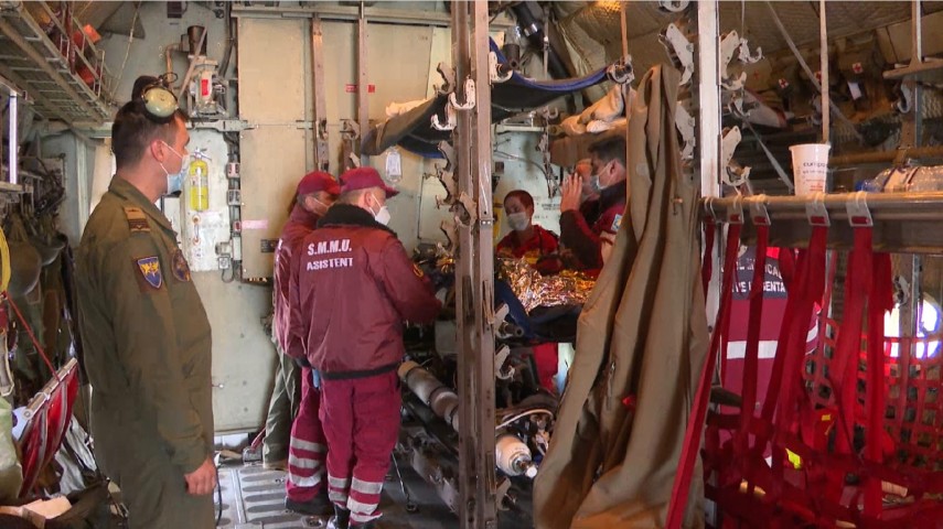 pilotul care s a catapultat astazi a fost transferat la spitalul universitar de urgenta militar central pilotul care s a catapultat astazi a fost transferat la spitalul universitar de urgenta militar central