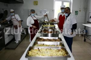 Meniu special de Florii, pentru pacienții unităților sanitare din Constanța, oferit de Arimex Comexim 2000 SRL