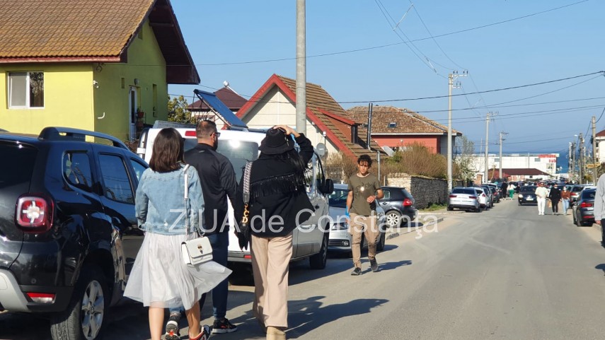 aglomeratie si distractie in toi la vama veche galerie foto video 745949 aglomeratie si distractie in toi la vama veche galerie foto video 745949