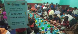 De Iftar O avocată din Constanța a asigurat masa pentru 100 de copii din Madagascar (foto+video) 