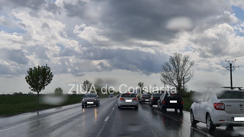 galerie foto atentie soferi traficul pe drumul european e85 blocat 746062 galerie foto atentie soferi traficul pe drumul european e85 blocat 746062